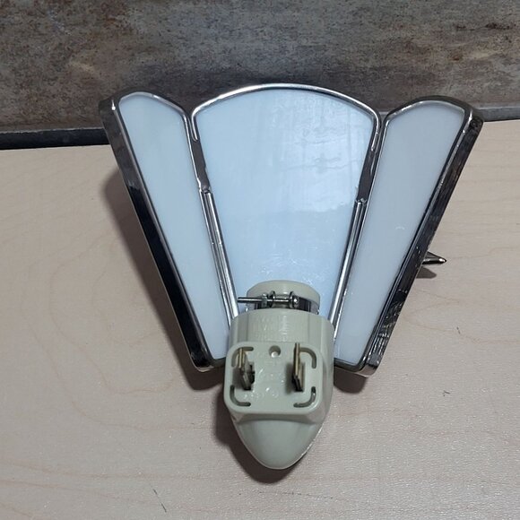 Stained Glass Angel Plug In Nightlight Blue White Silver Plate Finish - Picture 5 of 14